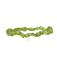 Загрузить изображение в средство просмотра галереи, Peridot Nugget Bracelet