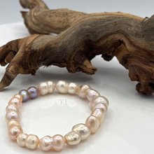 Load image into Gallery viewer, Fresh Water Pearl Stretchy Bracelet