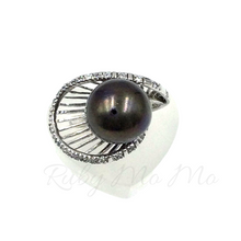 Cargar imagen en el visor de la galería, pearl spiral setting ring in sterling silver