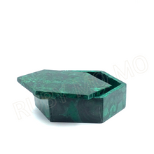 Загрузить изображение в средство просмотра галереи, Hand-Carved Malachite Jewelry Box