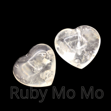 将图片加载到图库查看器,亚硒酸盐心形石