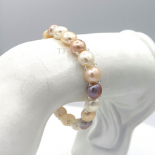 Load image into Gallery viewer, Mixed pearl flat stretchy bracelet