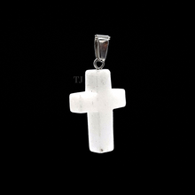 将图片加载到图库查看器,White Jade cross pendant