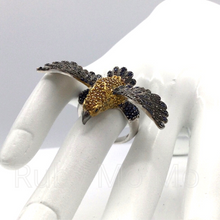 Cargar imagen en el visor de la galería, Eagle Ring (sapphire in sterling silver)