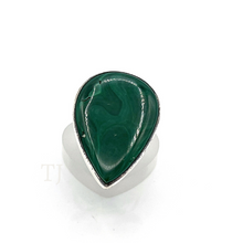 Load image into Gallery viewer, Pear shaped malachite ring in sterling silver