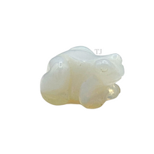 Загрузить изображение в средство просмотра галереи, Opalite frog figurine
