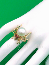 Load image into Gallery viewer, Freshwater Pearl Spider Ring in Sterling Silver (Gold Coated)