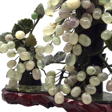 Cargar imagen en el visor de la galería, Jade grape tree