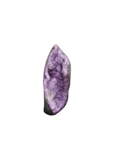 Cargar imagen en el visor de la galería, Dyed Purple Quartz Small