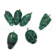 Cargar imagen en el visor de la galería, Hand-Carved Malachite Face Mask figurines