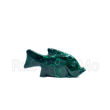 Загрузить изображение в средство просмотра галереи, Hand-Carved Malachite Fish Figurines