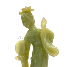 将图片加载到图库查看器,Hetian Jade carving from Qing Dynasty