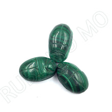Cargar imagen en el visor de la galería, Hand-Carved Malachite Ladybugs Figurines