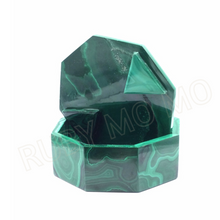 Загрузить изображение в средство просмотра галереи, Hand-Carved Malachite Jewelry Box