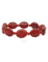 将图片加载到图库查看器,Red Jasper Carved Bead Bracelet