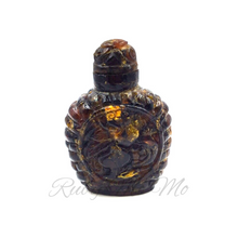 Load image into Gallery viewer, A Hand-Carved Snuff Bottle with Basket Weave Design