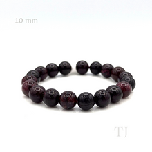 将图片加载到图库查看器,Garnet 10 mm bead sized bracelet with elastic string (color enhanced)