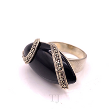 Cargar imagen en el visor de la galería, top side view of Black Onyx Oval Wrap with Diamonique Ring in Sterling Silver