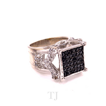 Cargar imagen en el visor de la galería, Black Onyx with Diamonique Square Shape Ring in 925