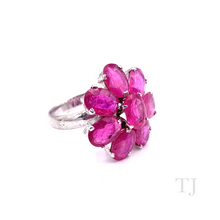 Cargar imagen en el visor de la galería, Ruby Flower Ring in Stelring Silver