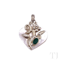 Загрузить изображение в средство просмотра галереи, Pearl Heart Shape Pendant in Sterling Silver