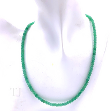 Загрузить изображение в средство просмотра галереи, Aventurine faceted chip necklace with sterling silver lobster clasp