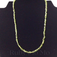 Load image into Gallery viewer, Peridot Round Chip Necklace in Sterling Silver 925