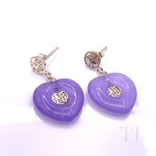 Cargar imagen en el visor de la galería, Lavender Jade Heart Earrings in Sterling Silver