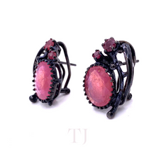 Cargar imagen en el visor de la galería, Ruby Oval Cut Earrings in Sterling Silver