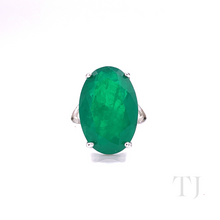 Load image into Gallery viewer, emerald doublet ring in sterling silver