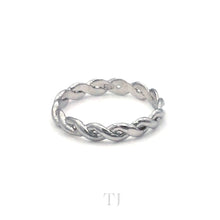 Cargar imagen en el visor de la galería, Sterling Silver Twisted Ring