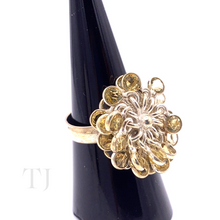 Cargar imagen en el visor de la galería, Citrine circle cut stones in a sterling silver ring