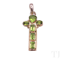 Загрузить изображение в средство просмотра галереи, Peridot Faceted Cut Cross Pendant in Sterling Silver