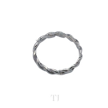 Cargar imagen en el visor de la galería, Sterling Silver Twisted Ring
