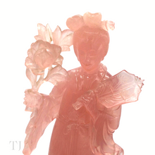 Cargar imagen en el visor de la galería, Goddess of Beauty: Hand-Carved Rose Quartz sculpture