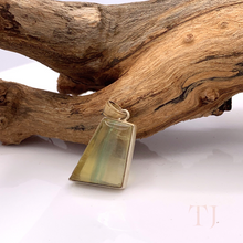 Cargar imagen en el visor de la galería, Fluorite Pendant in Sterling Silver