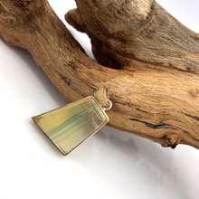Cargar imagen en el visor de la galería, Fluorite Pendant in Sterling Silver