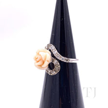 Cargar imagen en el visor de la galería, White Coral Rose Ring in 14K White Gold