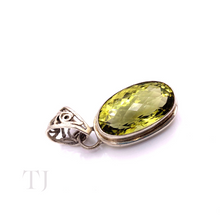 Cargar imagen en el visor de la galería, Green Topaz Oval Cut Pendant in Sterling Silver
