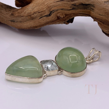 Cargar imagen en el visor de la galería, Prehnite with Green Amethyst Pendant in Sterling Silver