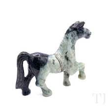 Cargar imagen en el visor de la galería, Natural Burmese Jade Horse Figurine