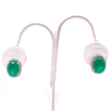 Load image into Gallery viewer, Emerald Doublet Faceted Cut Pose Earrings