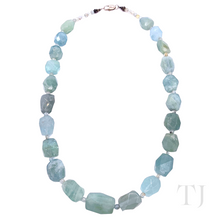 Cargar imagen en el visor de la galería, Aquamarine Stone Graduated style necklace with sterling silver clasp