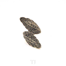 Cargar imagen en el visor de la galería, Two Leaves Twirl Sterling Silver Ring