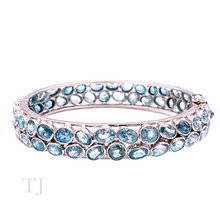 Cargar imagen en el visor de la galería, Aquamarine oval cut stones in sterling silver bangle bracelet setting