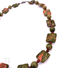 Load image into Gallery viewer, Unakite Flat & Bead Stone Necklace