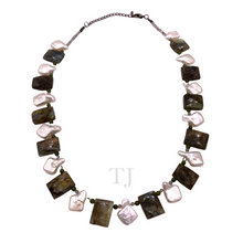 Load image into Gallery viewer, Labradorite Flat & Square Pearl Necklace