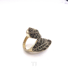 Cargar imagen en el visor de la galería, Two Leaves Twirl Sterling Silver Ring