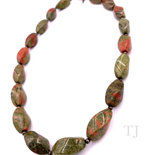 Cargar imagen en el visor de la galería, Unakite Faceted Stone Necklace