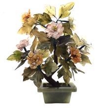 将图片加载到图库查看器,玉石底座多宝石树